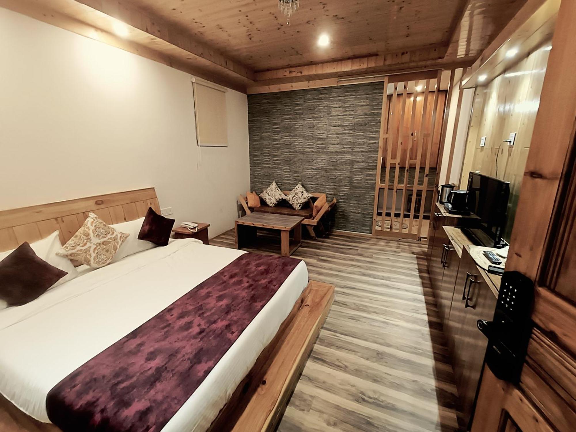 Trimounts-A Boutique Hotel & Wellnes Center In Tirthan Valley Banjār Kültér fotó